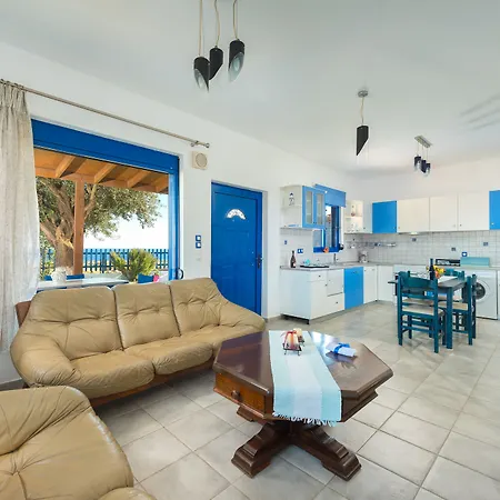 Stegna Apartments *